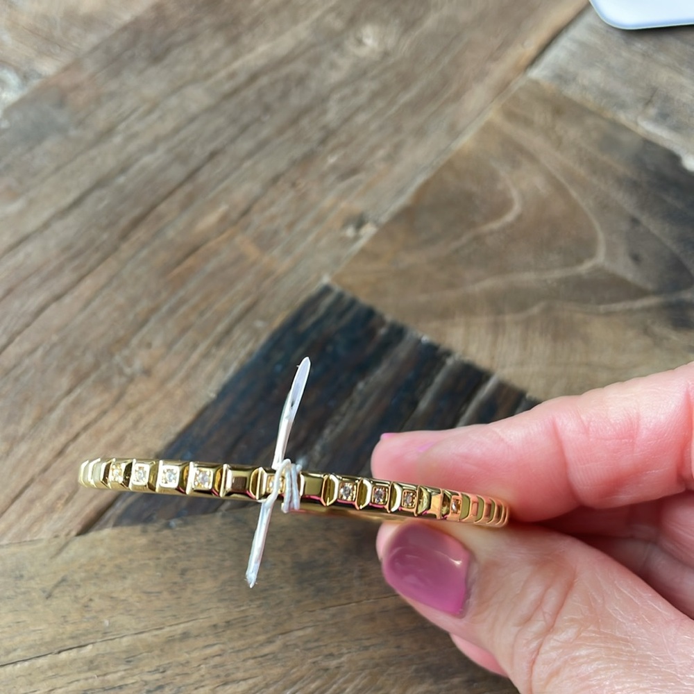 Square cuff Bracelet - Picture 3 of 3